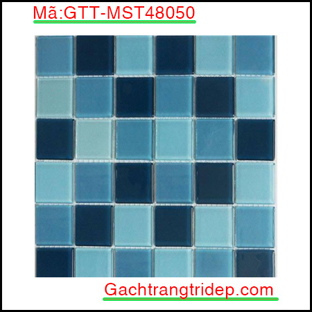 Gach-mosaic-thuy-tinh-chip-48x48x4mm-3-mau-hon-hop-GTT-MST48050